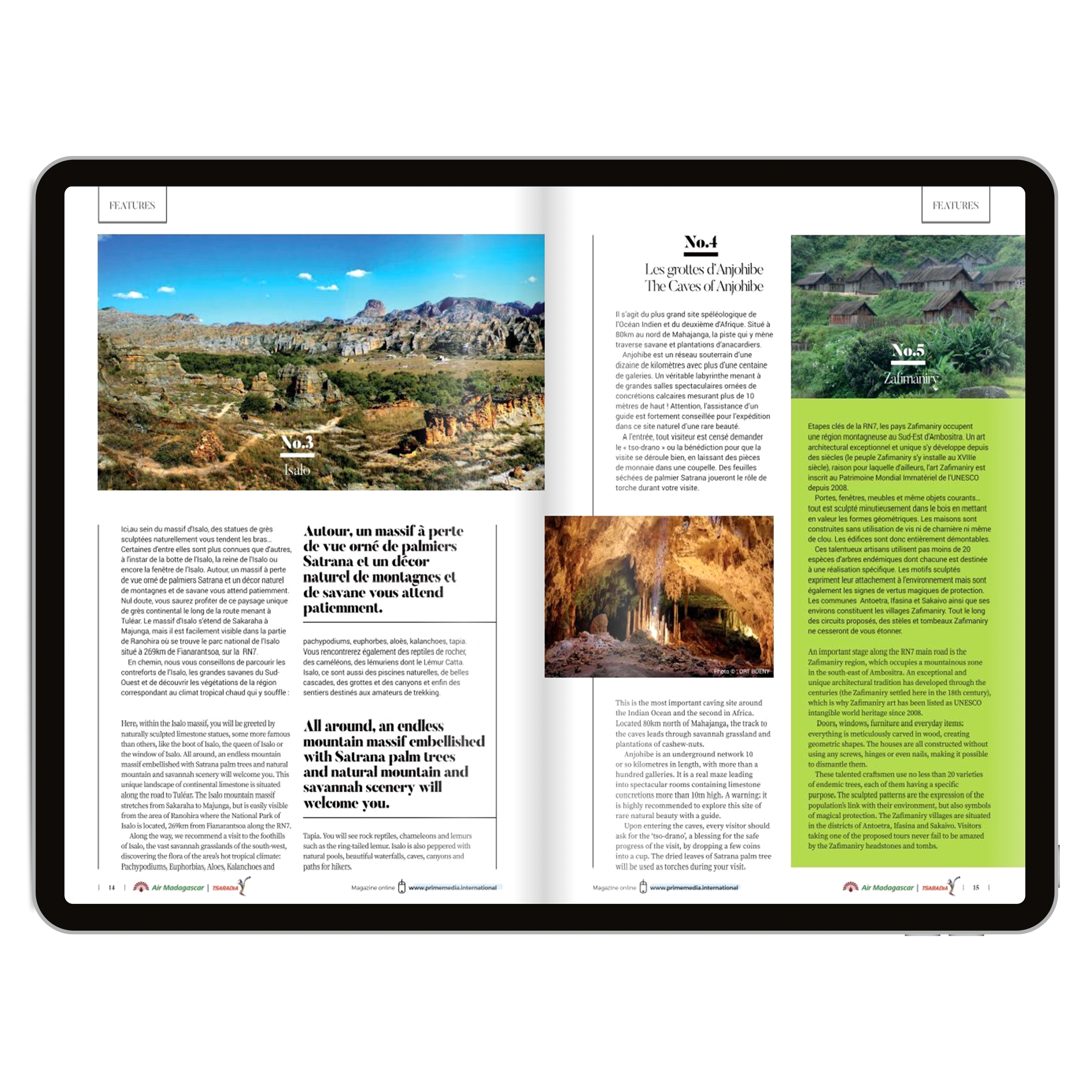 Deux pages d'un magazine de voyage